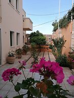 Villiana Holiday Apartments