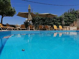 Villiana Holiday Apartments