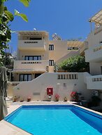 Villiana Holiday Apartments