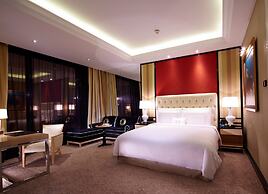 The Trans Luxury Hotel