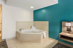 Comfort Inn & Suites Dover