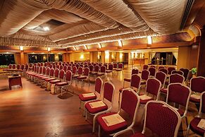 Buyukhanli Park Hotel Deluxe & Residence - Special Class