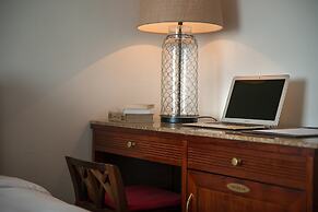 Hanoi E Central Hotel