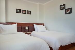 Hanoi E Central Hotel