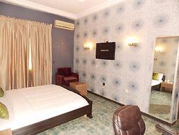 Thornberry Savannah Suite Hotel
