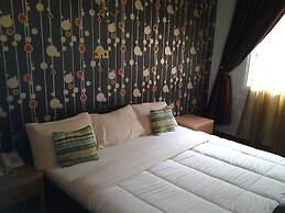 Thornberry Savannah Suite Hotel