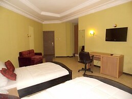 Thornberry Savannah Suite Hotel