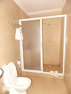 Thornberry Savannah Suite Hotel