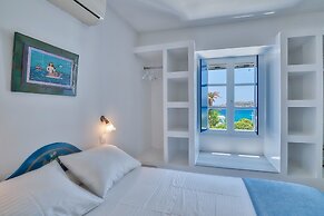 Blue Dolphin Antiparos Villas and Suites