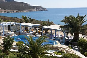 Blue Dolphin Antiparos Villas and Suites