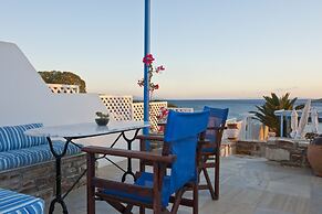 Blue Dolphin Antiparos Villas and Suites