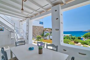 Blue Dolphin Antiparos Villas and Suites