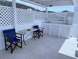 Blue Dolphin Antiparos Villas and Suites