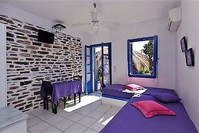Blue Dolphin Antiparos Villas and Suites