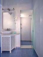 Blue Dolphin Antiparos Villas and Suites