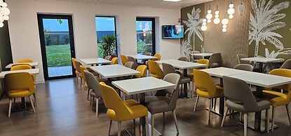 Brit Hotel Vendee Mer