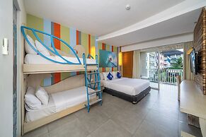 Bliss Surfer Hotel by Tritama Hospitality