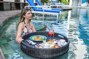 Bliss Surfer Hotel by Tritama Hospitality