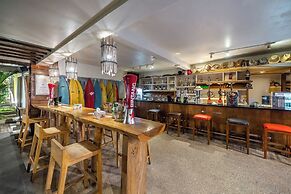 Bliss Surfer Hotel by Tritama Hospitality