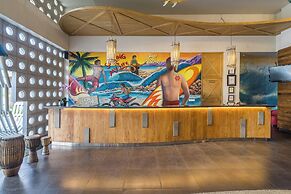 Bliss Surfer Hotel by Tritama Hospitality