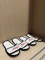 Bliss Surfer Hotel by Tritama Hospitality