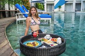 Bliss Surfer Hotel by Tritama Hospitality