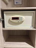 Bliss Surfer Hotel by Tritama Hospitality