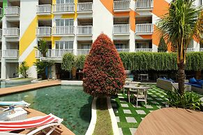 Bliss Surfer Hotel by Tritama Hospitality