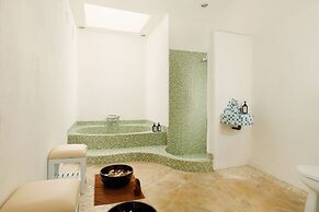 Hotel Puri Tempo Doeloe