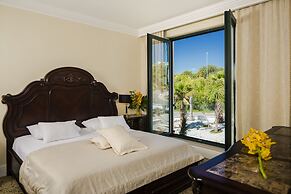 Royal Princess Hotel