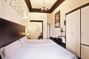 Alhambra Suites
