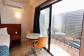 Coffee House Apartment Motel