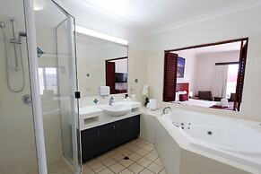 Coffee House Apartment Motel