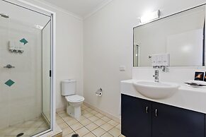 Coffee House Apartment Motel