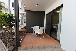 Coffee House Apartment Motel