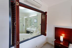 Coffee House Apartment Motel