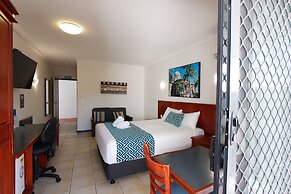 Coffee House Apartment Motel