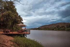 Kunene River Lodge