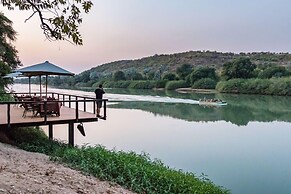 Kunene River Lodge