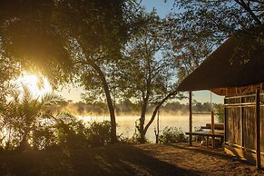 Ndhovu Safari Lodge - Campground
