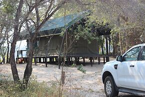 Ndhovu Safari Lodge - Campground