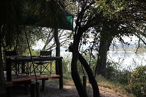 Ndhovu Safari Lodge - Campground