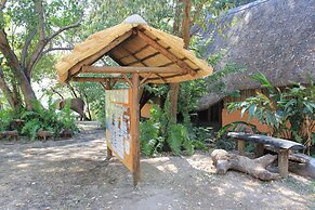 Ndhovu Safari Lodge - Campground