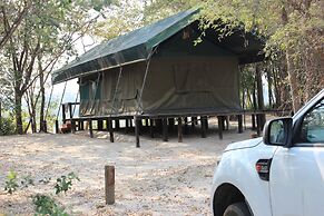 Ndhovu Safari Lodge - Campground