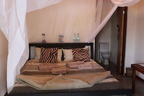 Ndhovu Safari Lodge - Campground