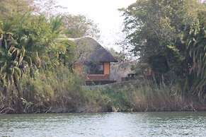 Ndhovu Safari Lodge - Campground