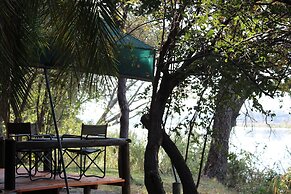 Ndhovu Safari Lodge - Campground