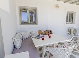 Margarita Studios Ambelas