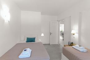 Margarita Studios Ambelas