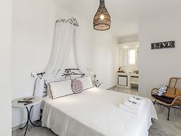 Margarita Studios Ambelas